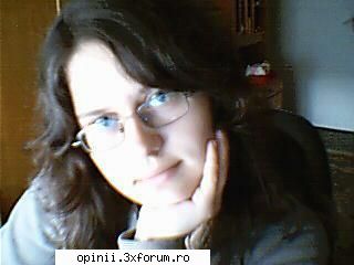 ca unica moderatoare a acestui topic... - poza facuta la plictiseala - Let's see who you are...